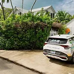 Casa Serendipity By Last Key Realty