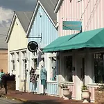 Avalon Bed And Breakfast (Adults Only)