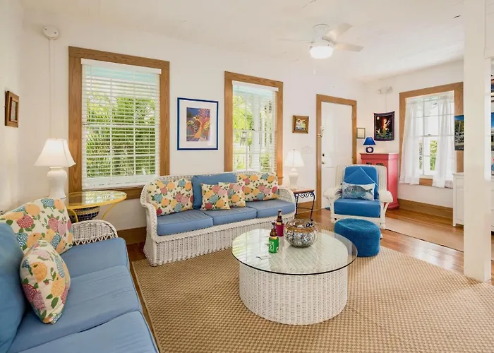 Casa Serendipity By Last Key Realty