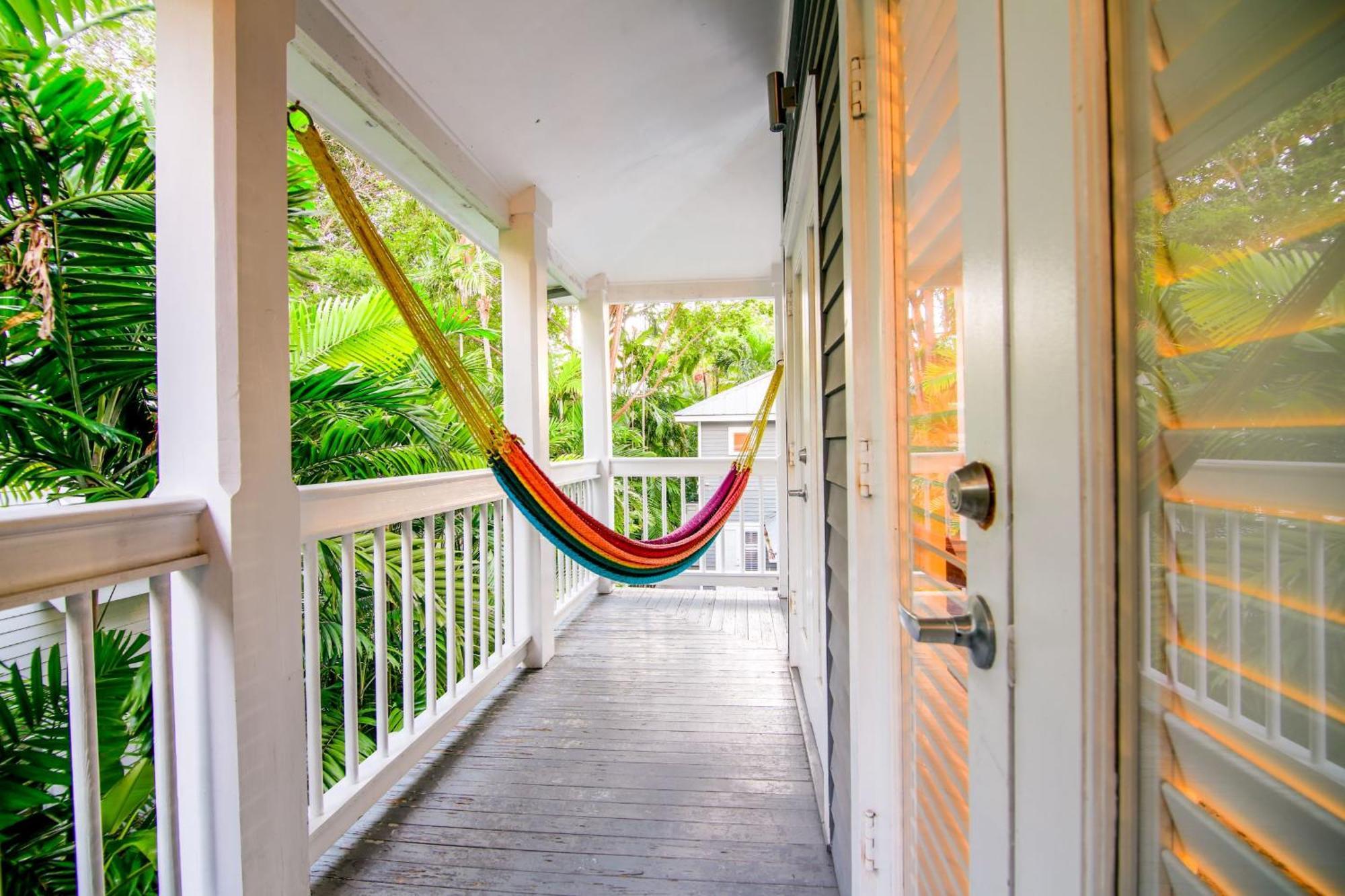 Ambrosia Bed & Breakfast 3*