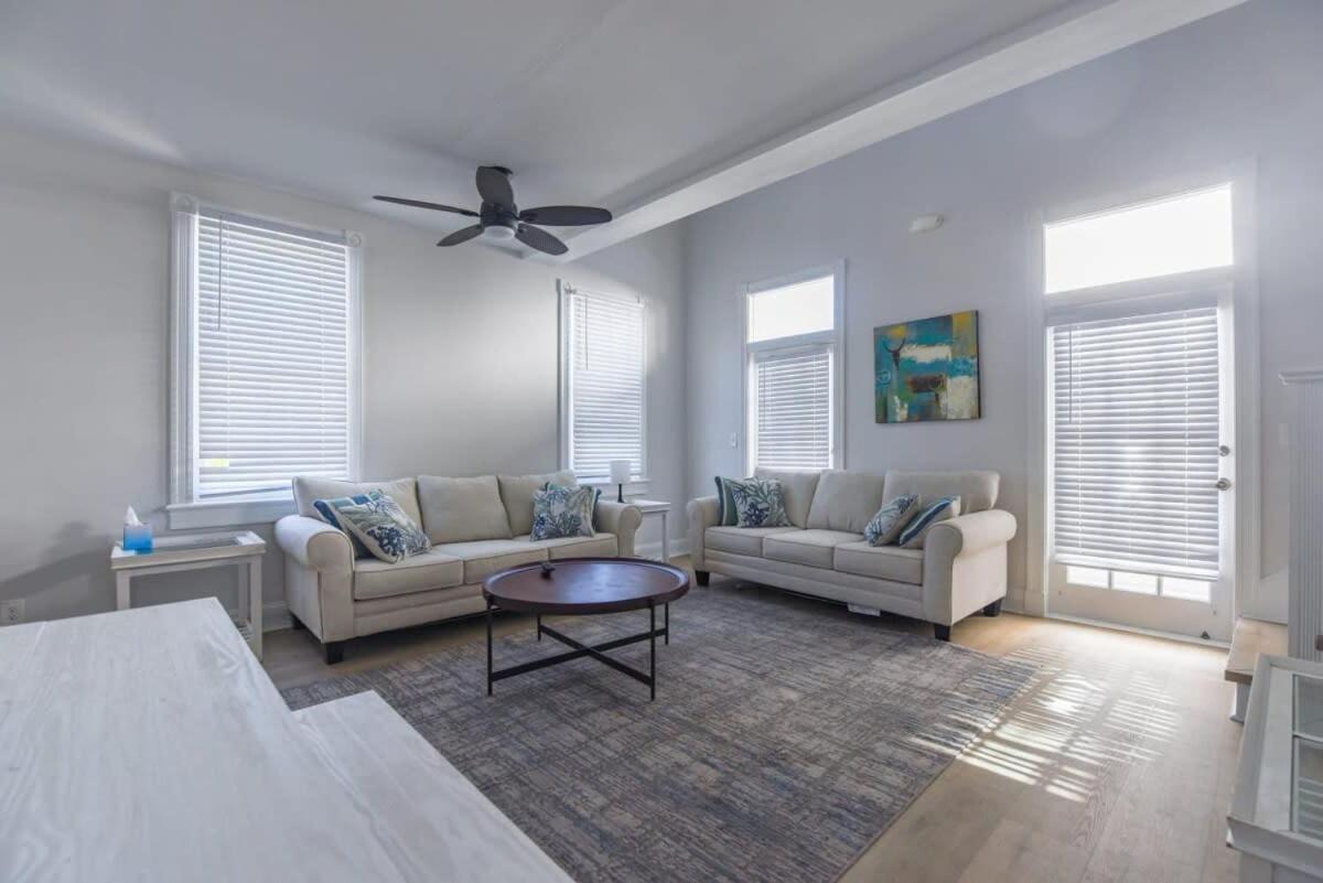 Duval's Delight -loft On Duval *