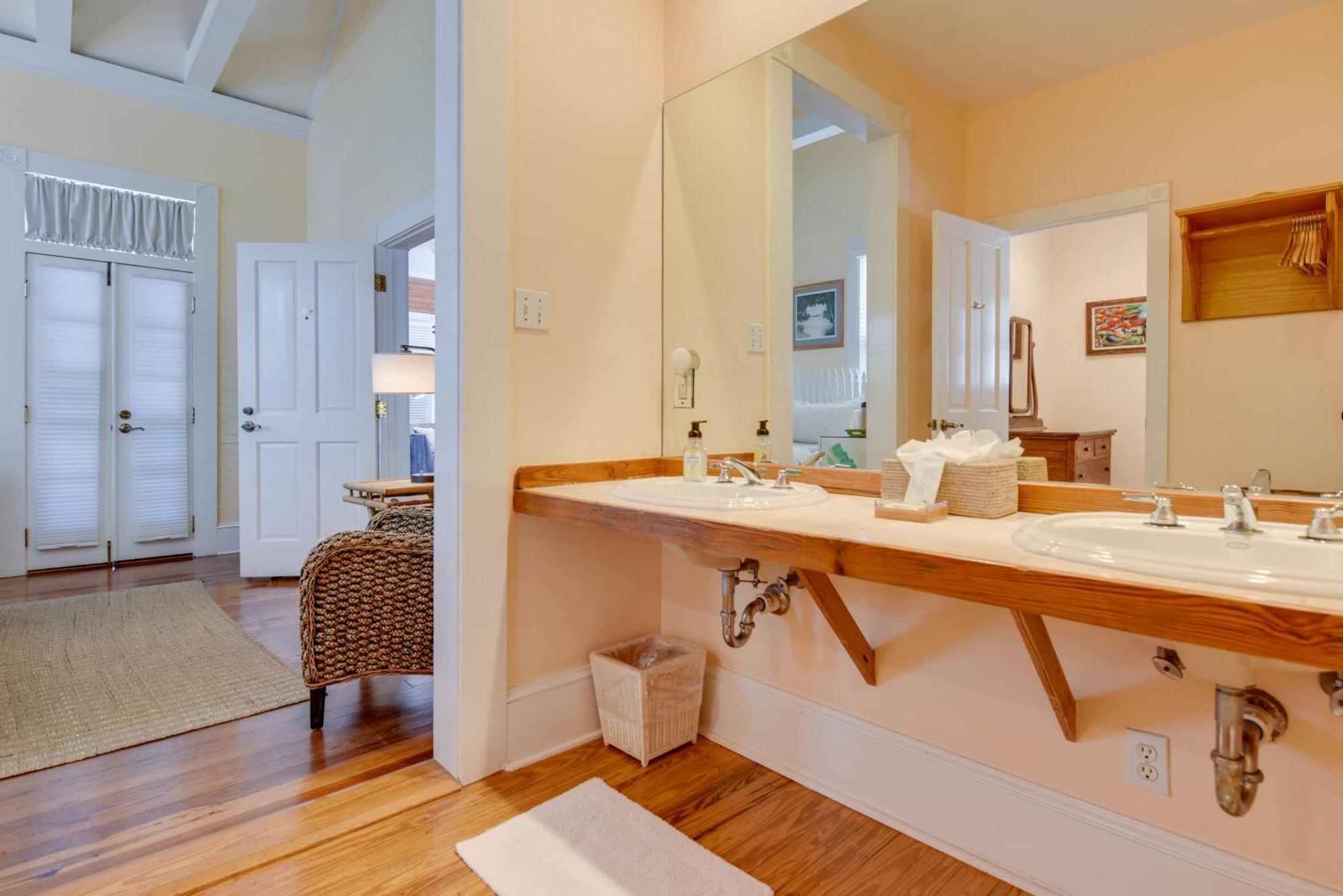 Holiday home The Delaney House By Brightwild - Private Pool *