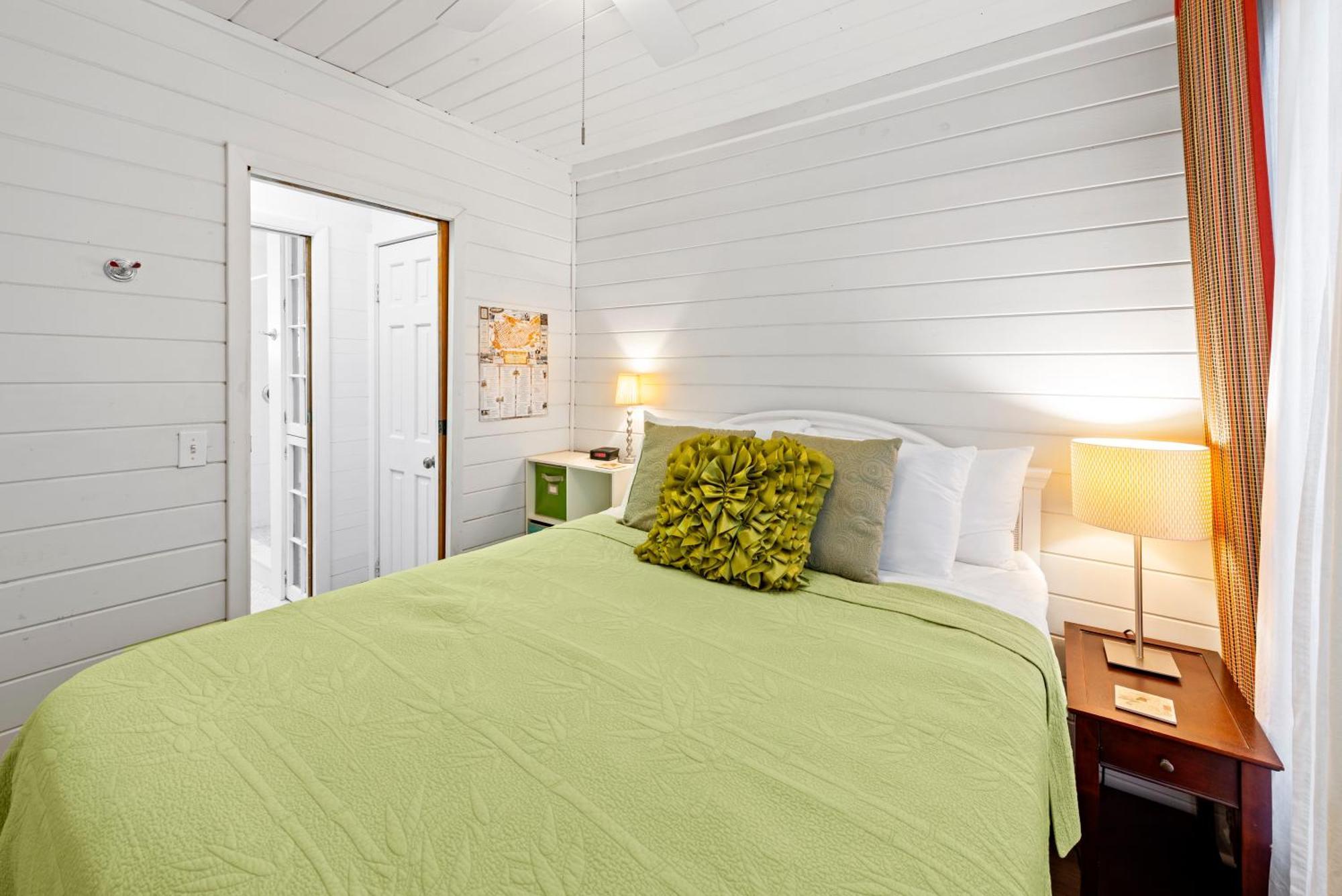 Escape On Fleming * Key West