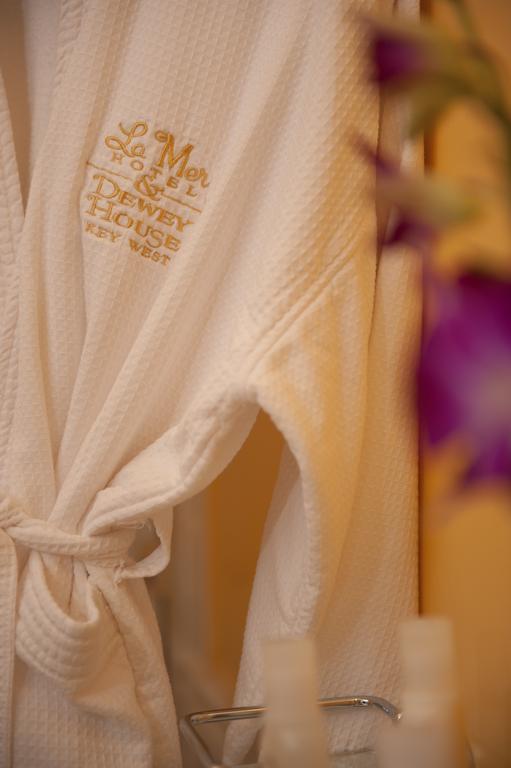 Hotel La Mer & Dewey House (adults Only)