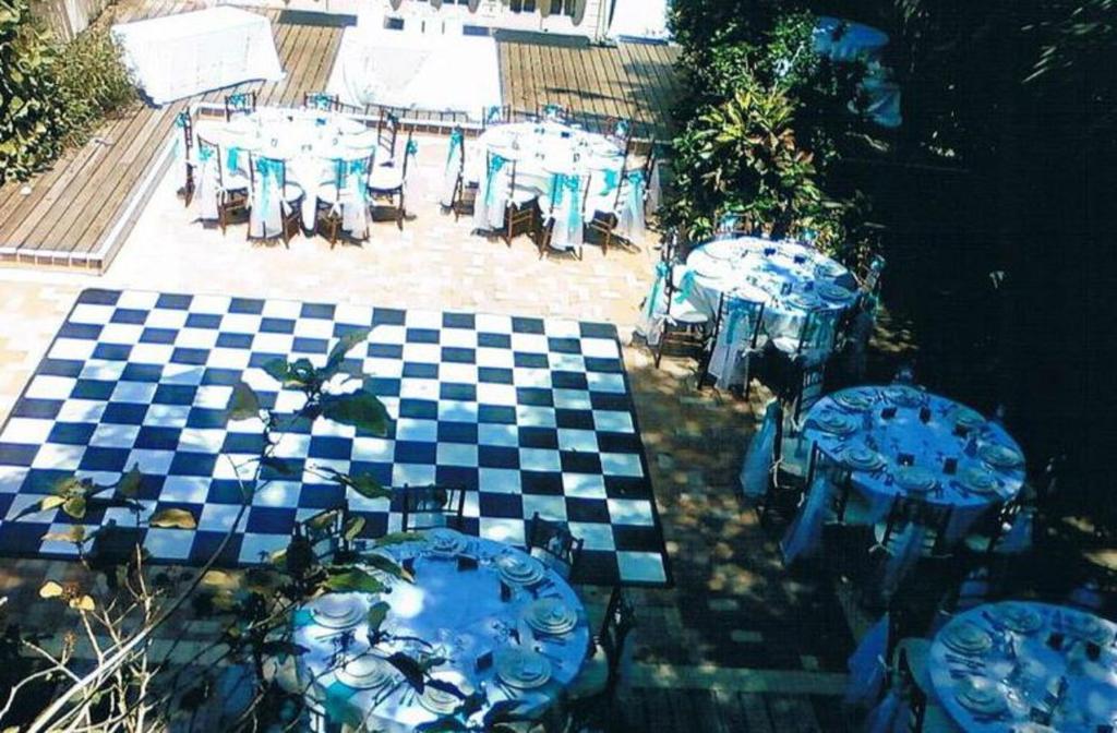 Duval House Bed & Breakfast 3*