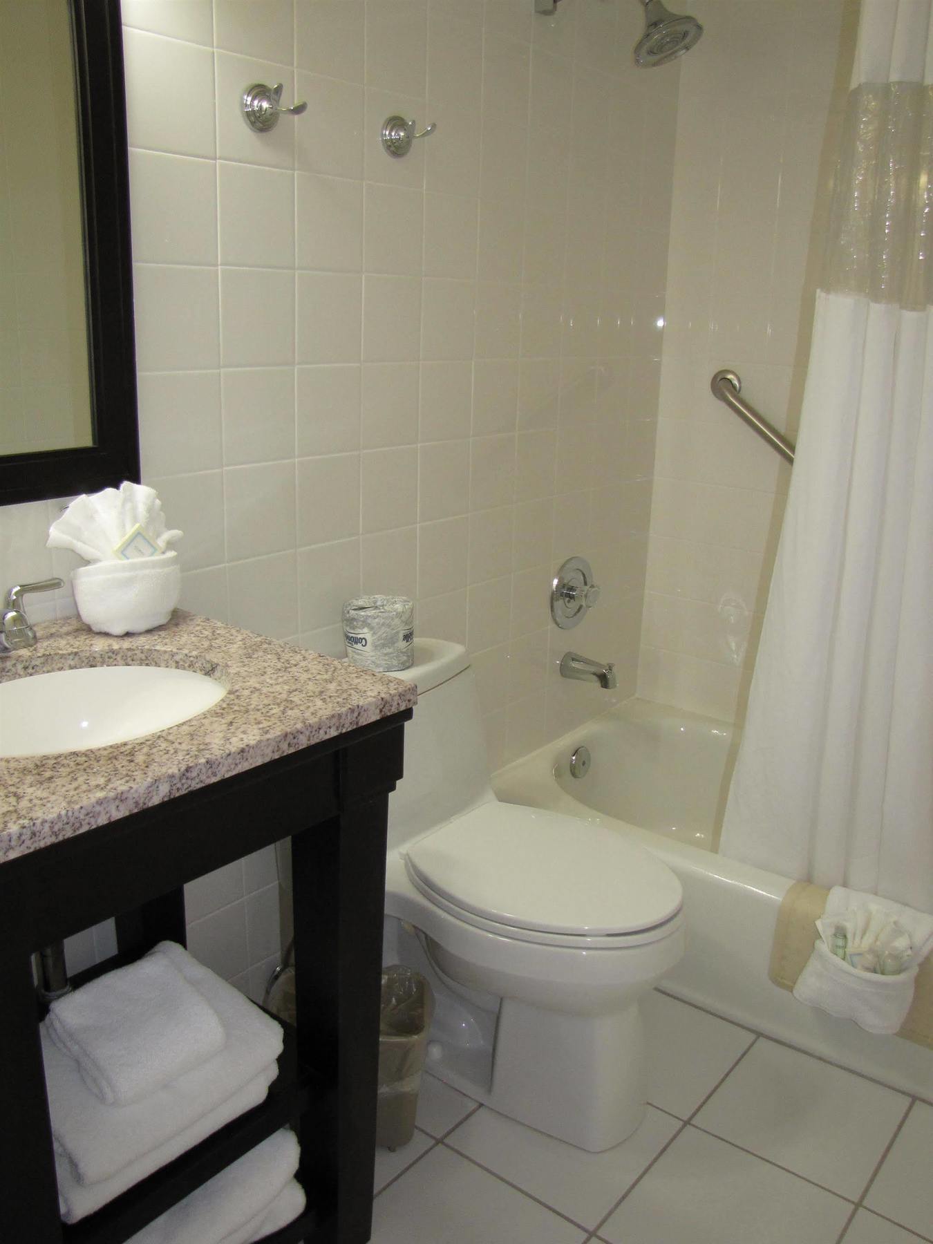 Western Hibiscus Hotel 3*