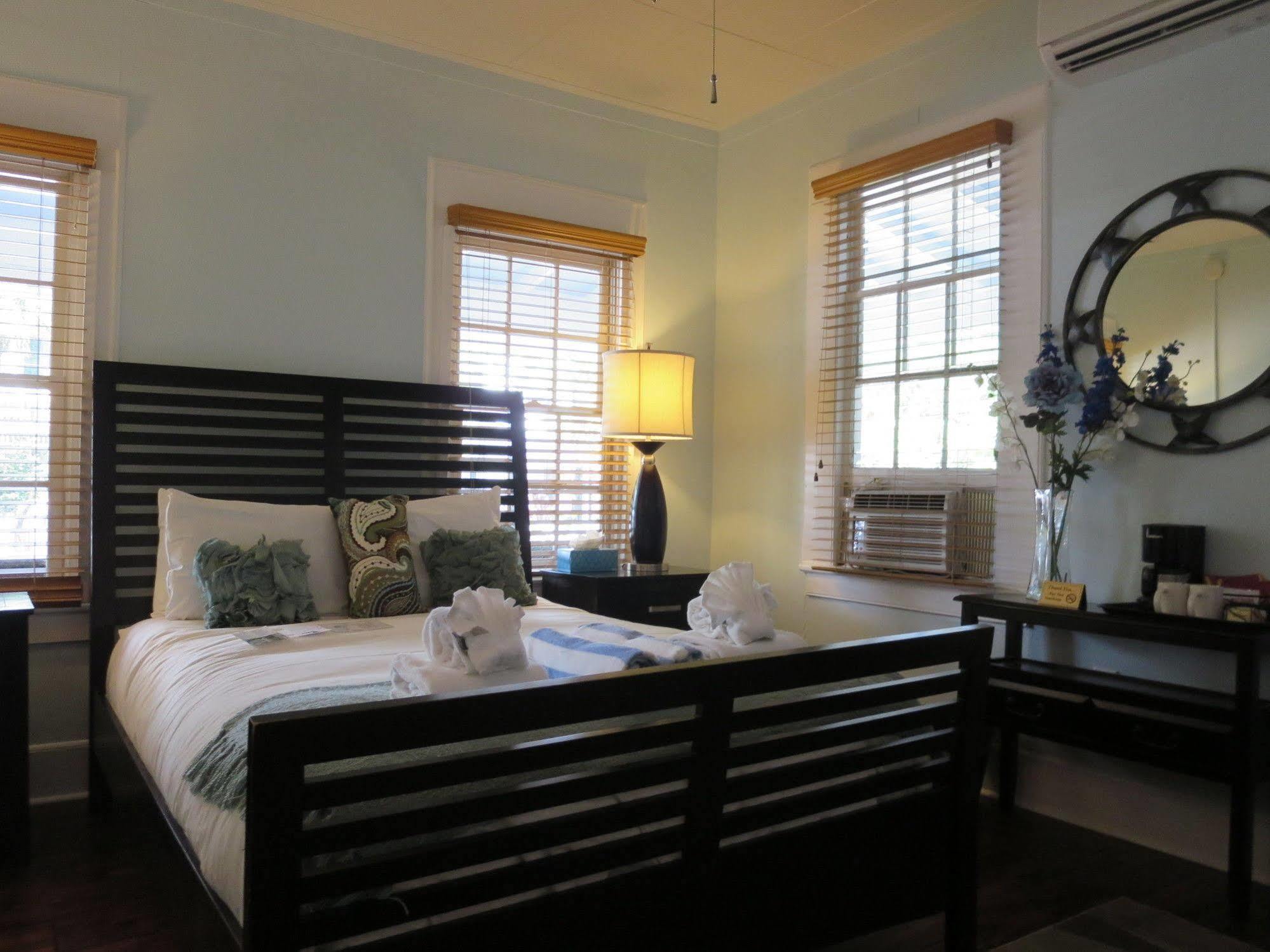 The On Fleming Inn