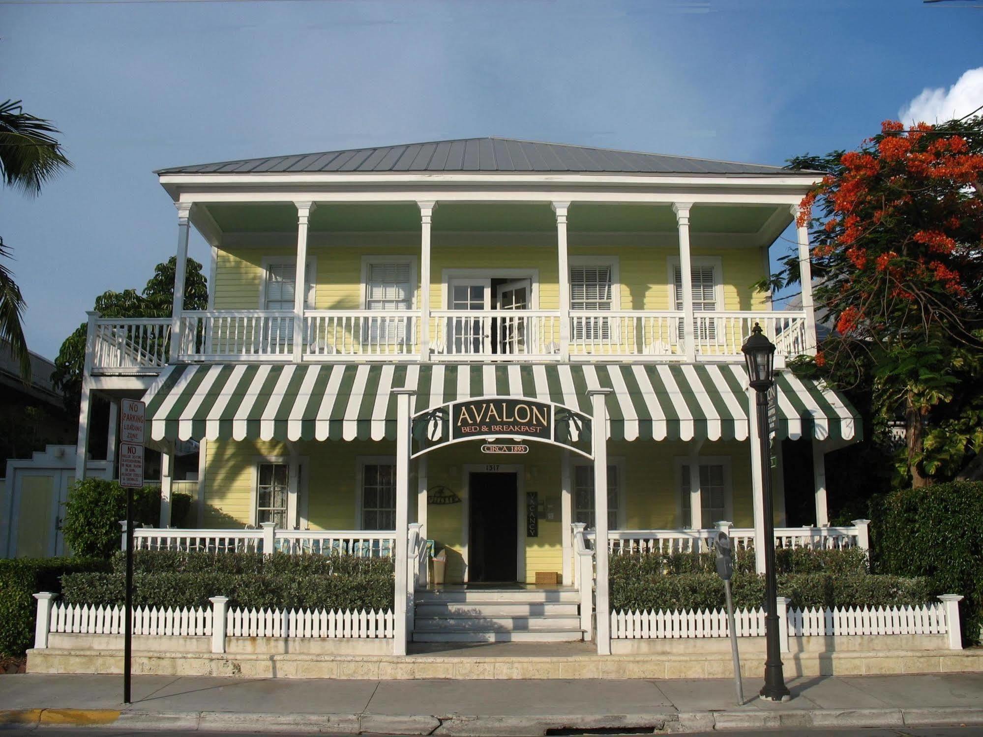 Bed & Breakfast Avalon Bed And Breakfast (Adults Only) 3*