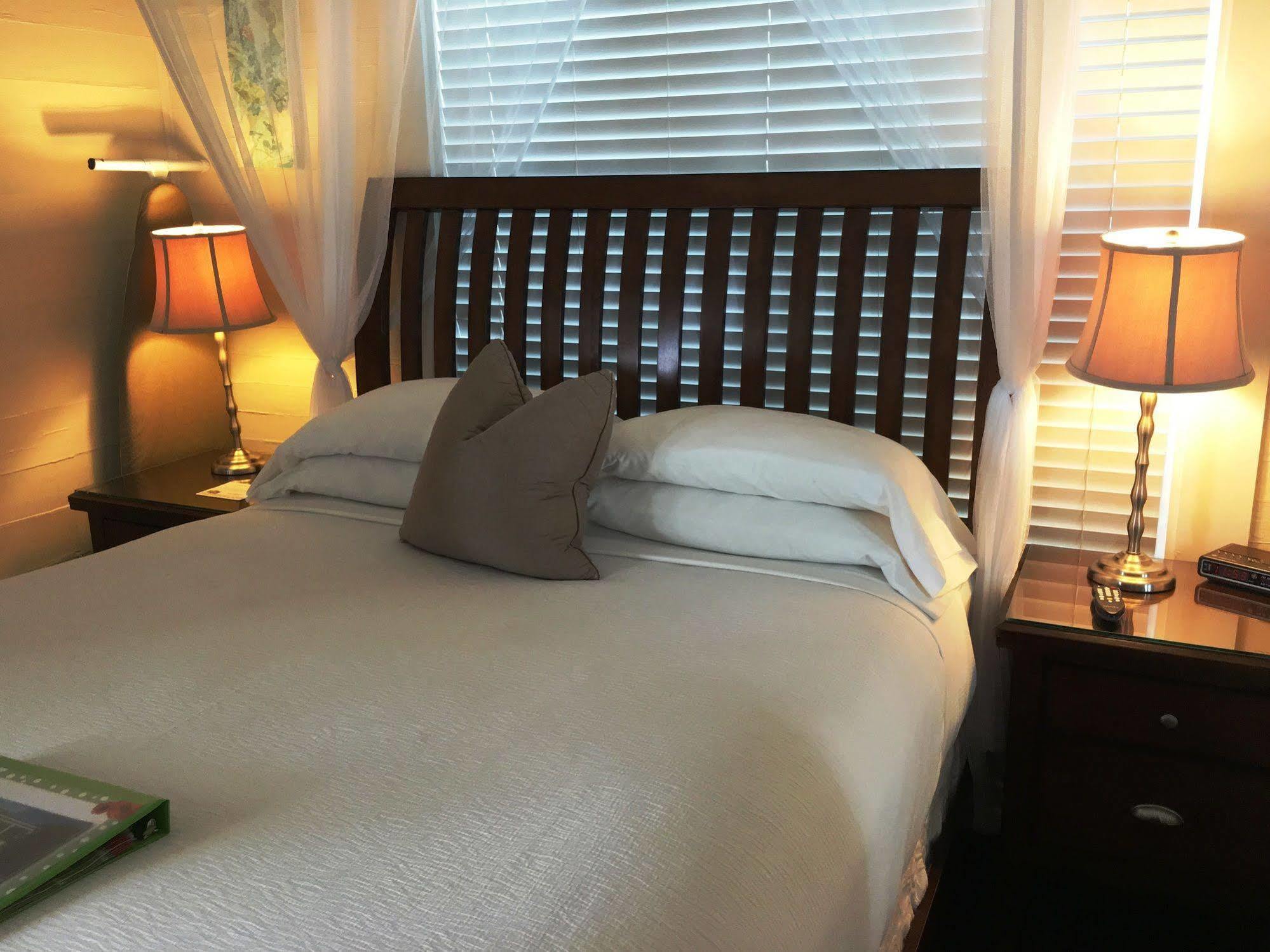 Avalon Bed And Breakfast (Adults Only) Key West