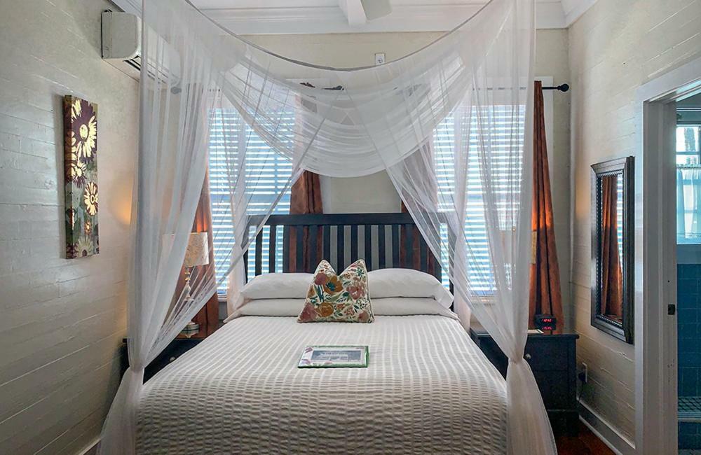 Avalon Bed And Breakfast (Adults Only) Bed & Breakfast 3*