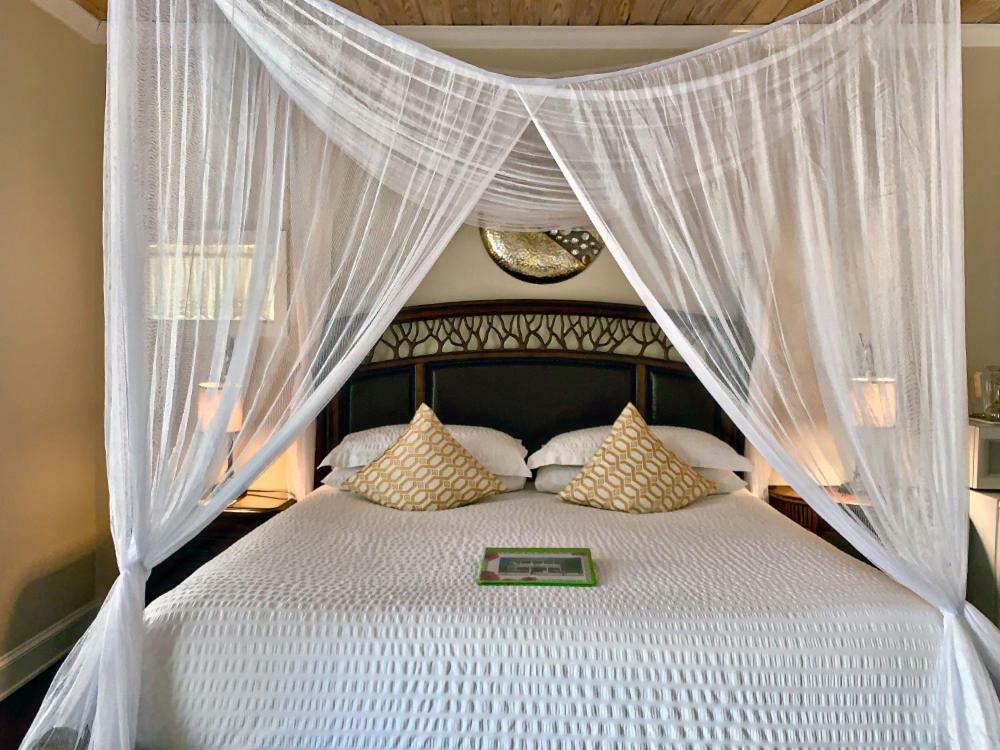 Avalon Bed And Breakfast (Adults Only) Bed & Breakfast Key West