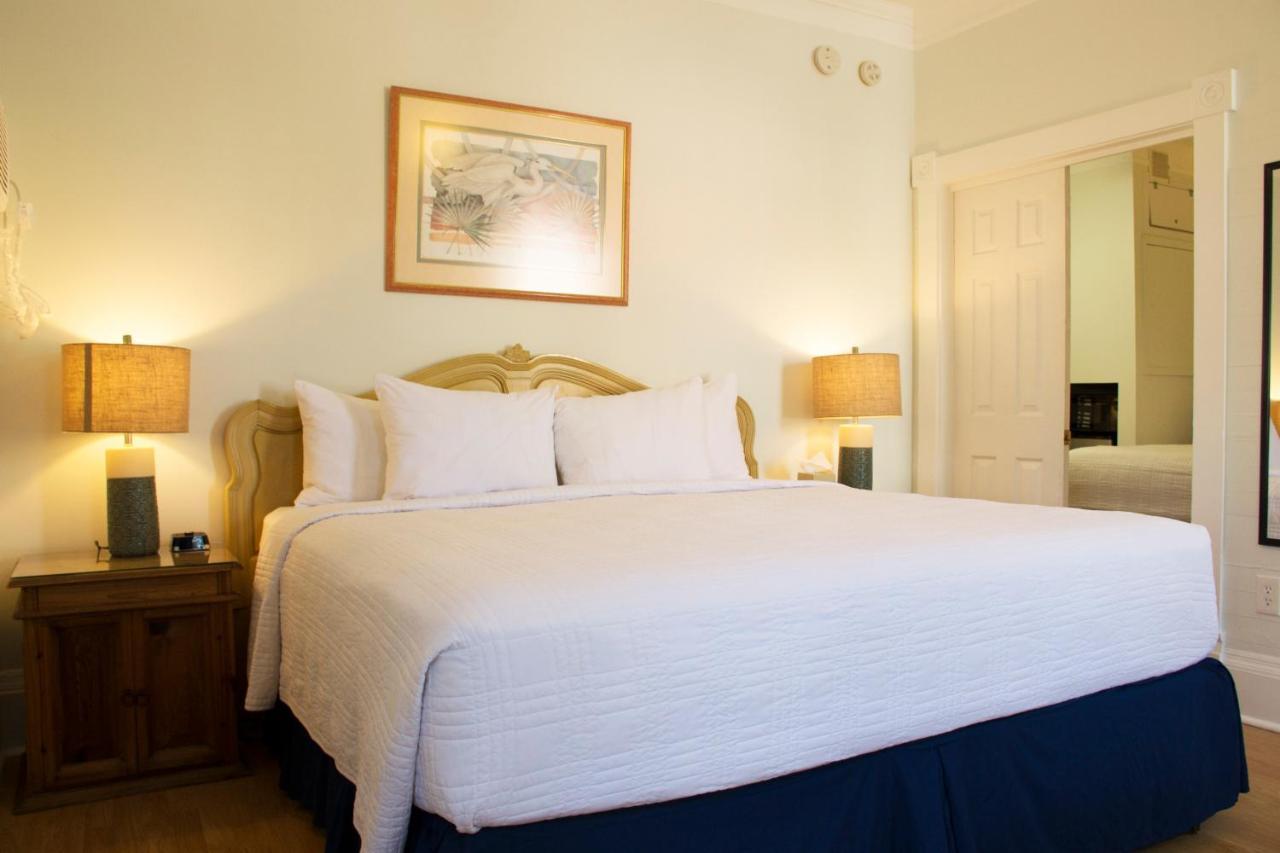 Bed & Breakfast Duval House 3*