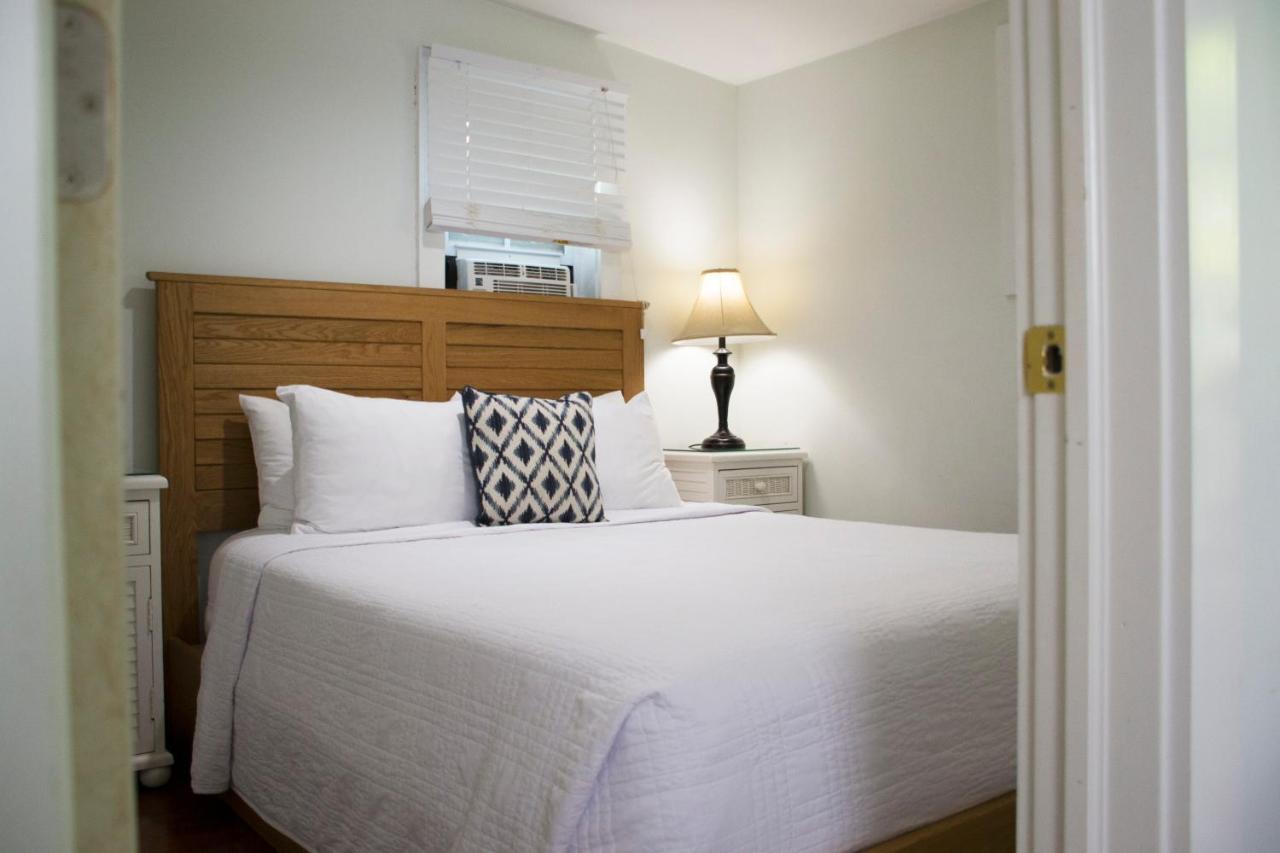 Duval House Bed & Breakfast Key West