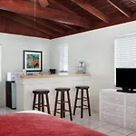 Southwinds Motel