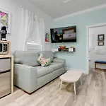 Harborwalk Hideaways
