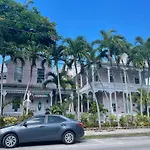 The Palms Hotel