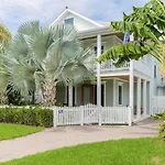 Casa Suite Casa By Last Key Realty