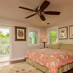 Casa Suite Casa By Last Key Realty