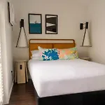 Ella\'S Cottages - Key West Historic Inns