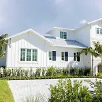 New Private Pool & Docking - Floralee House