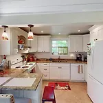 Gumbo Limbo Cottage