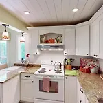 Gumbo Limbo Cottage