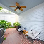 Sunshine State At Custom House Inn