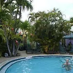 Alexander Palms Court