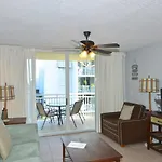 Sunrise Suites Bimini Suite #211