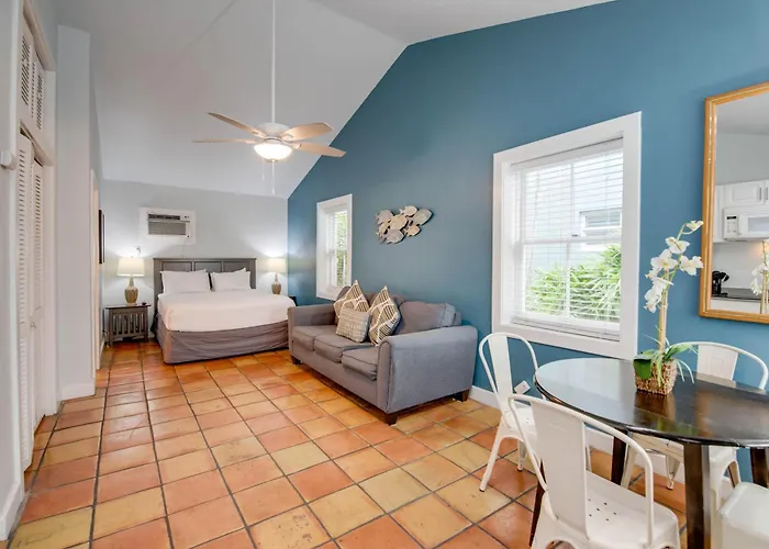Heron Suite - Southernmost Sanctuary