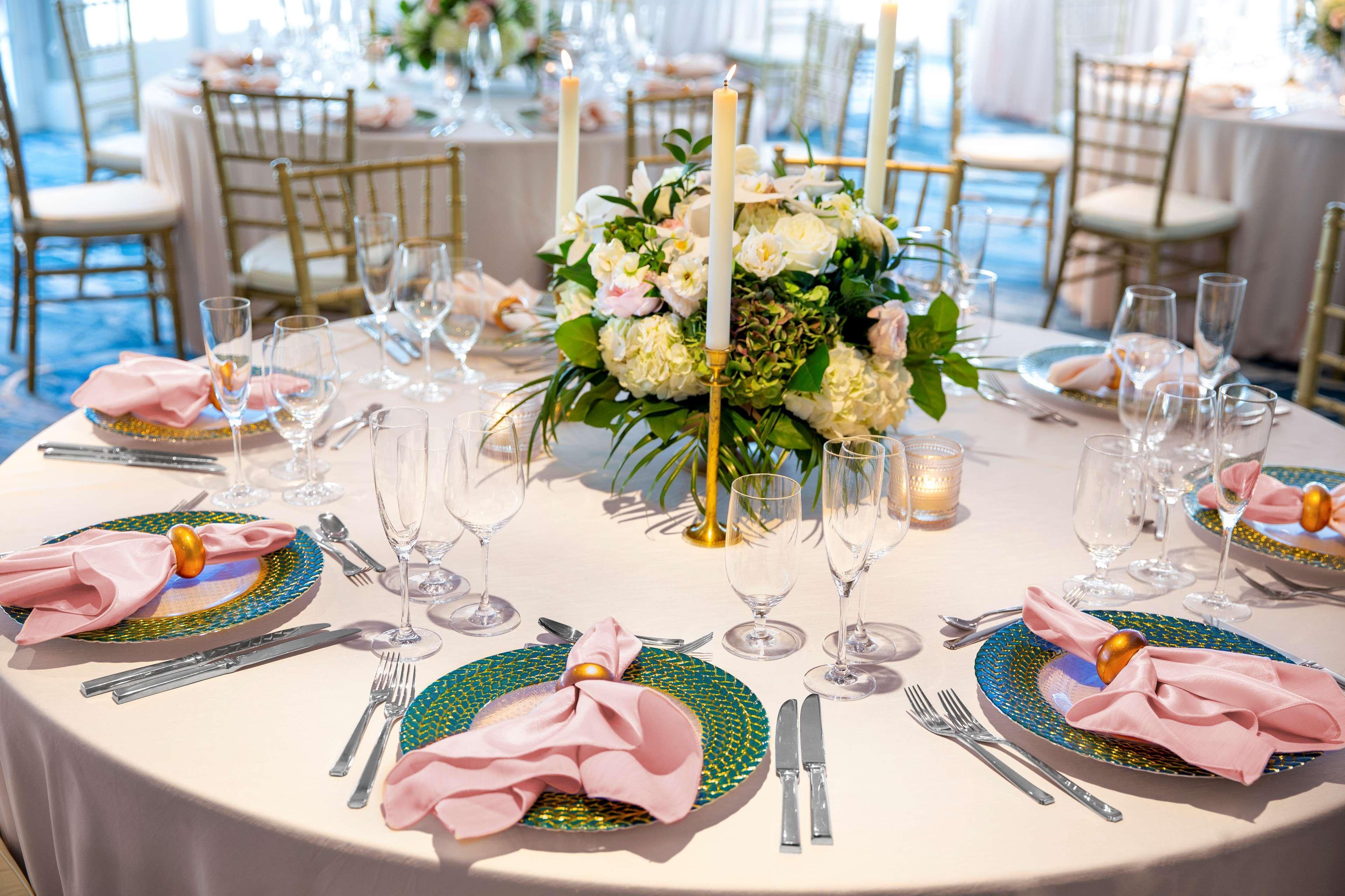 The Reach Key West, Curio Collection By Hilton 4*
