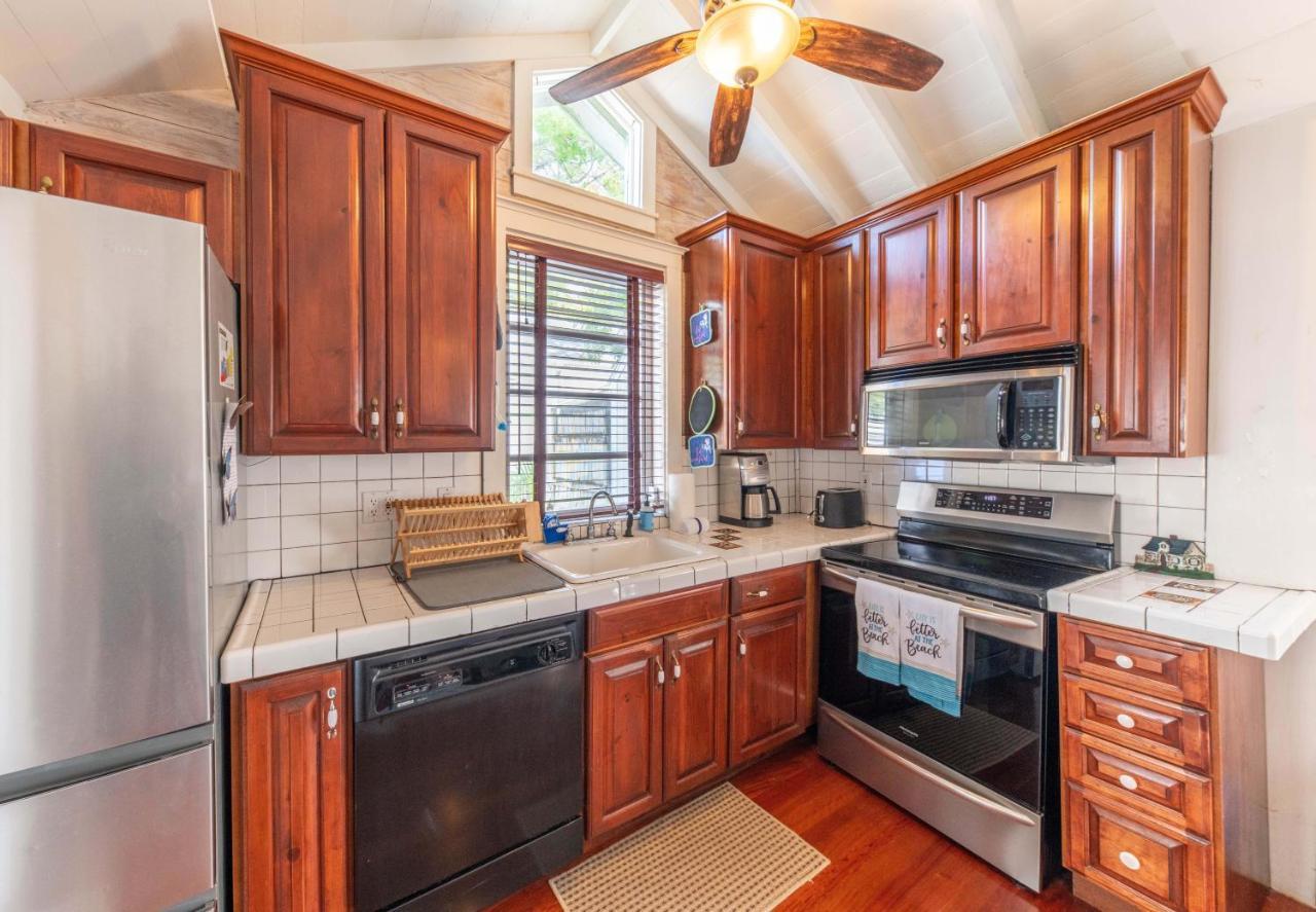 *new Listing* Cozy Hideaway In Old Town With A Pool