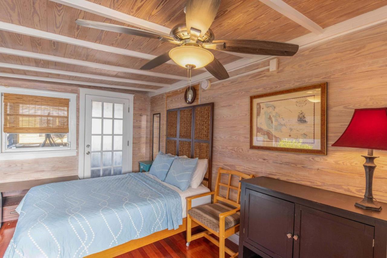 *new Listing* Cozy Hideaway In Old Town With A Pool Holiday home *