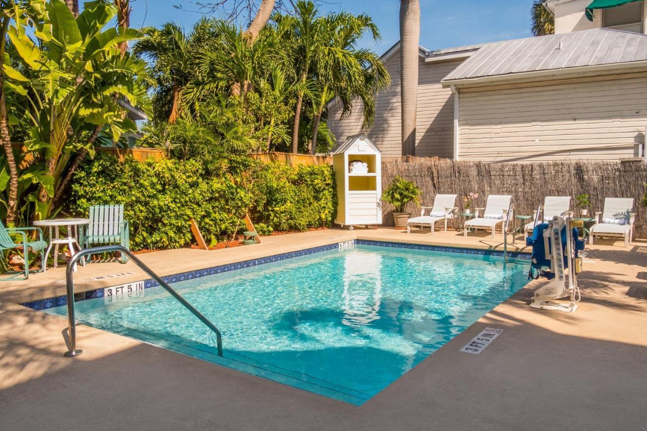 La - Adult Exclusive Hotel