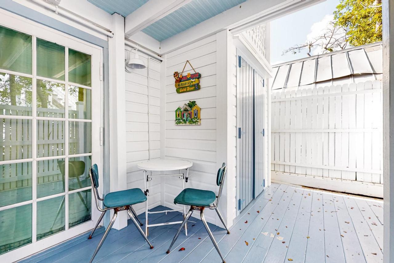 Julia Whitehead Guest Holiday home *