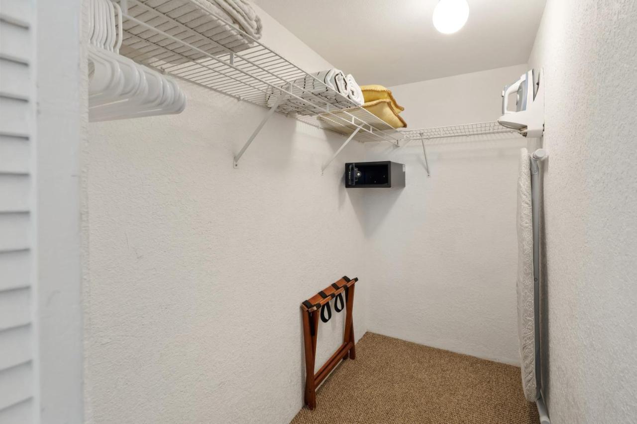 Holiday home New! Cristbal - Balcony, Parking & Pool!
