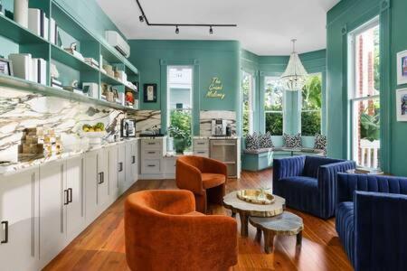 Takeover At The Grand Maloney Holiday home