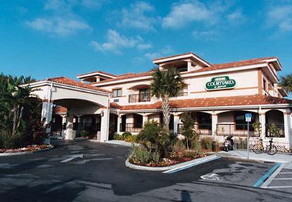 Hotel Courtyard By Marriott Waterfront