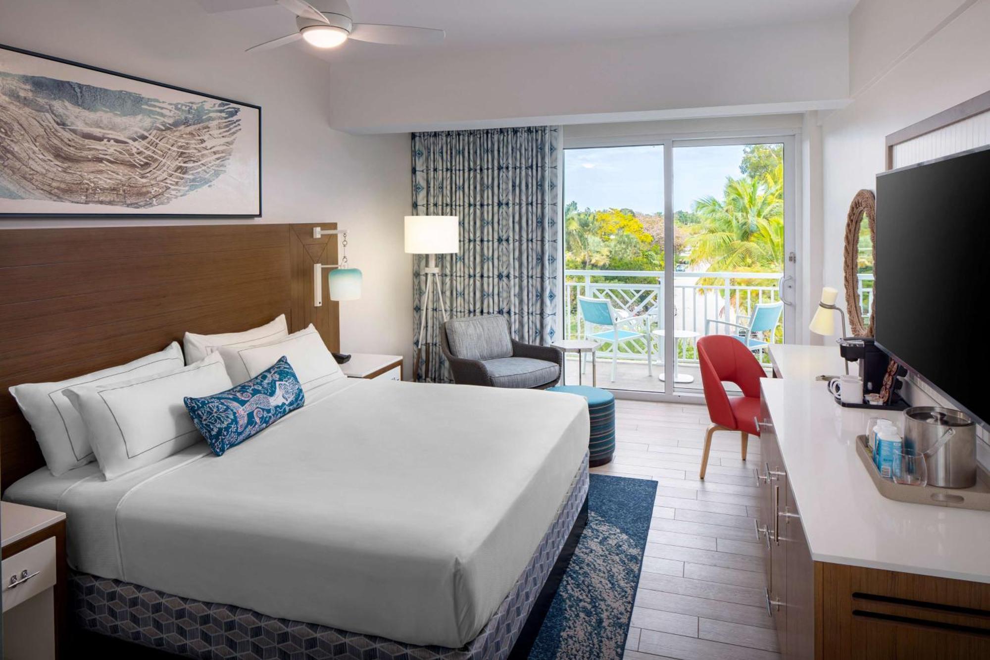 Resort The Reach Key West, Curio Collection By Hilton Key West