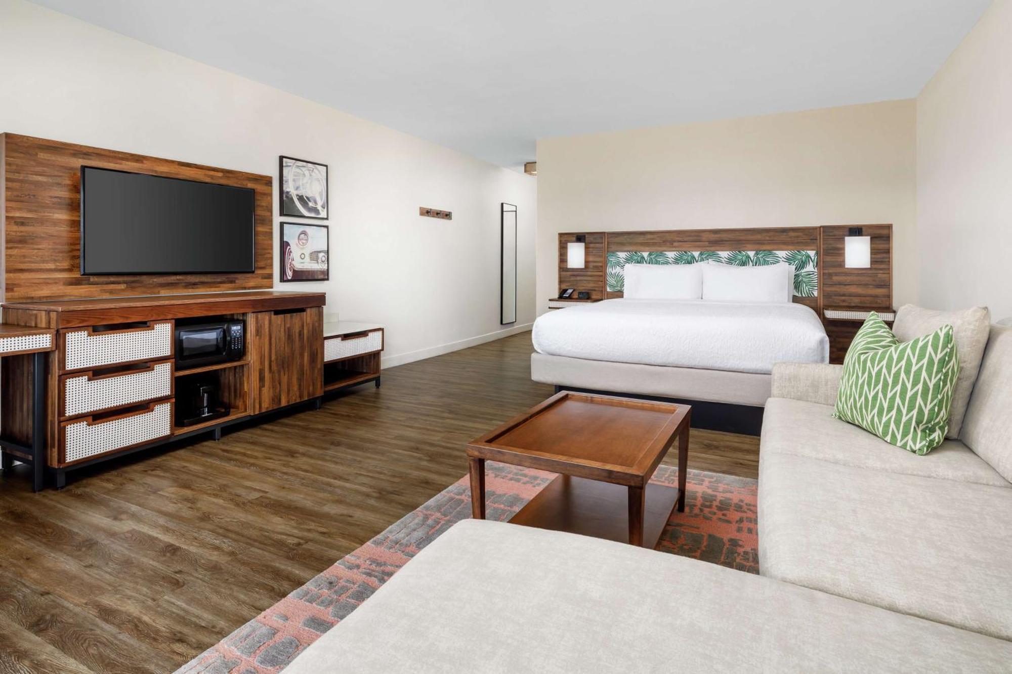 Hotel Hampton Fl 3*