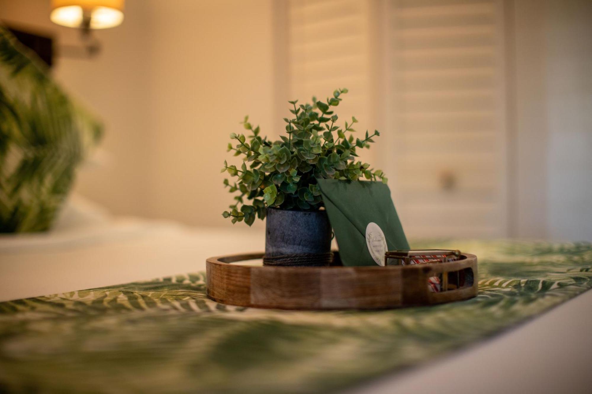 Bed & Breakfast Andrews & Garden 3*