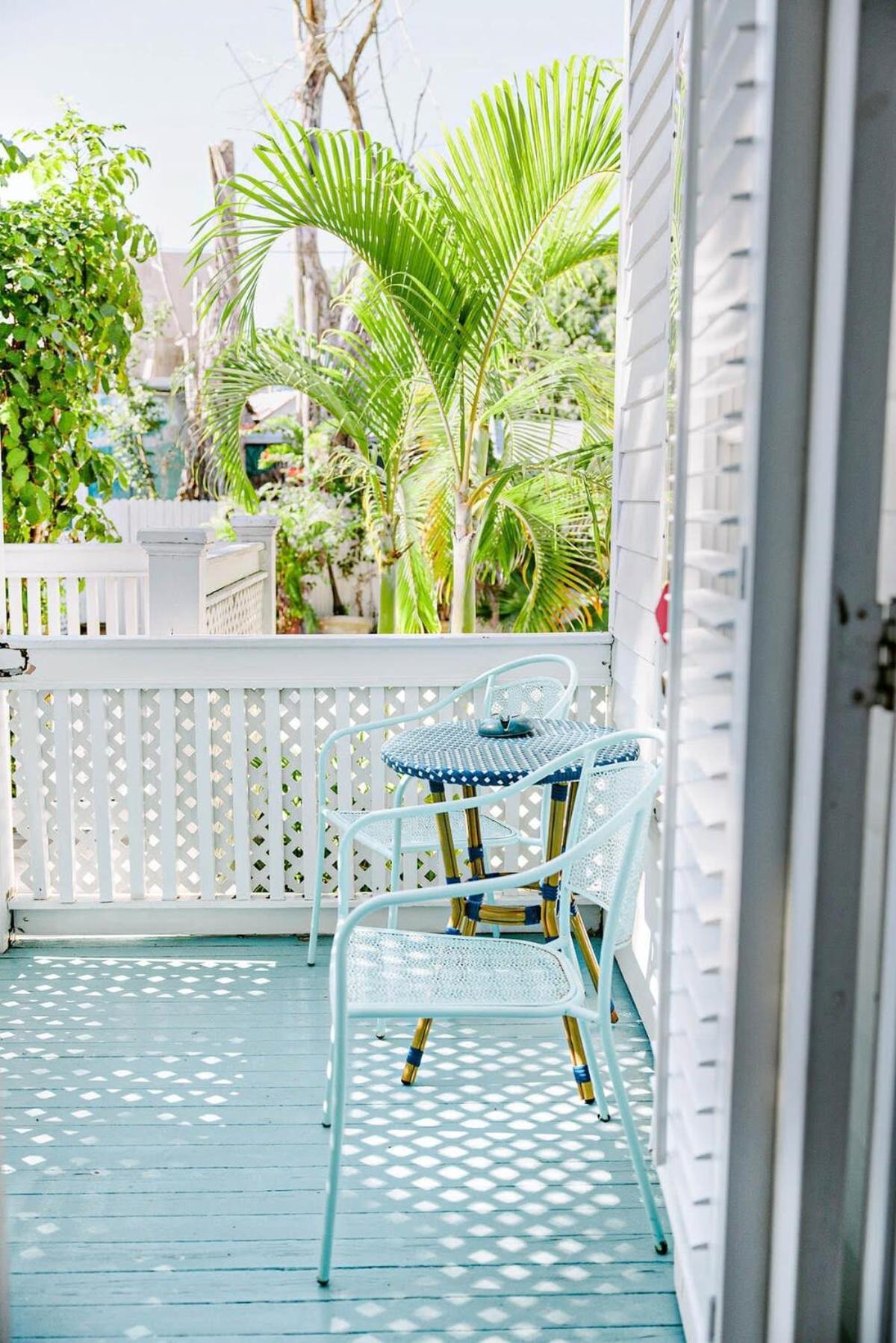 King Balcony - At House Inn *