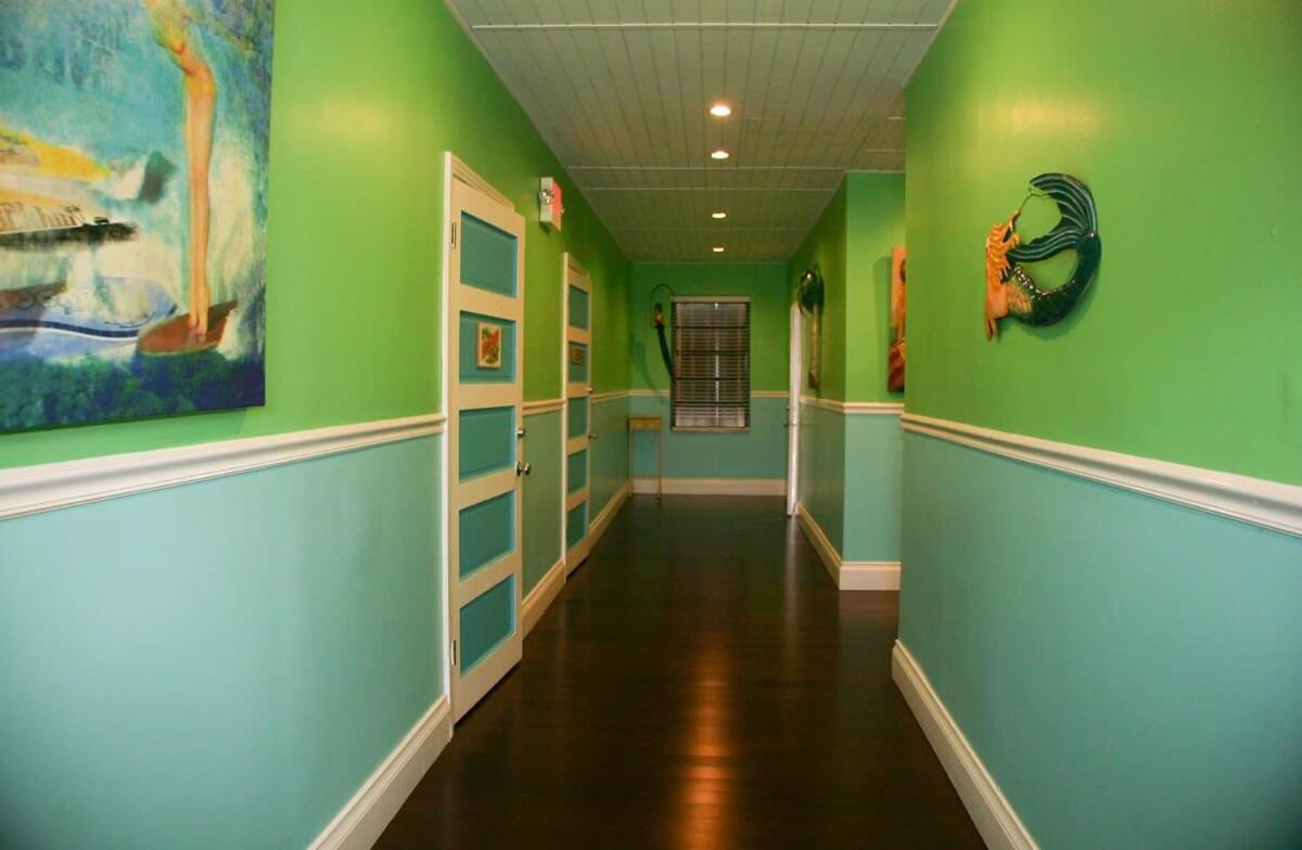 Duval Street W Parking And Heated Pool Key West