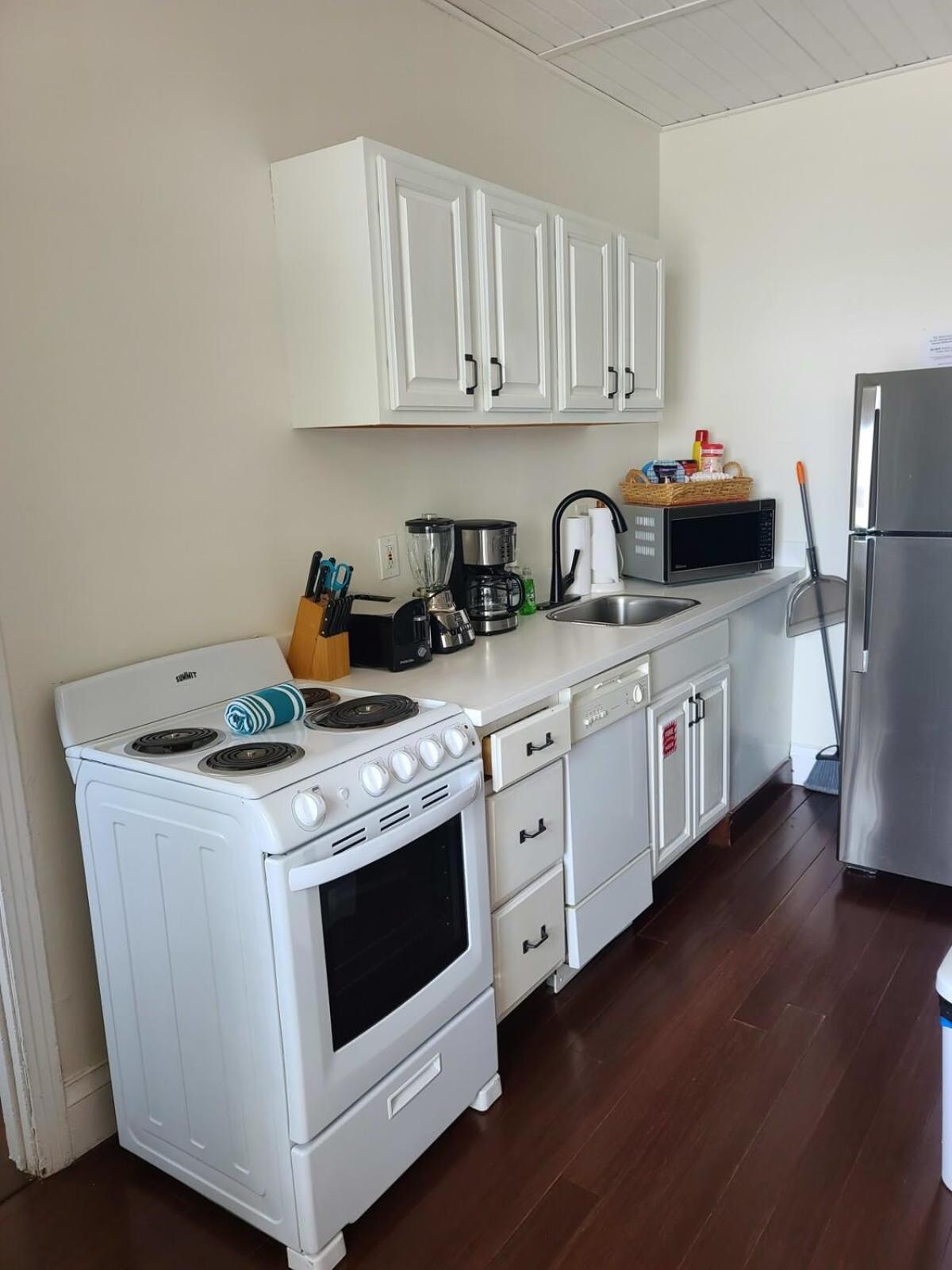 Apartment Four On Duval Street W Parking And Pool *
