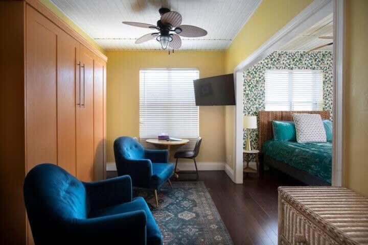 Four On Duval Street W Parking And Pool Key West