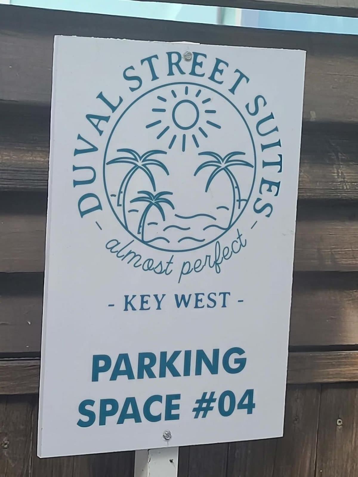 Apartment Four On Duval Street W Parking And Pool
