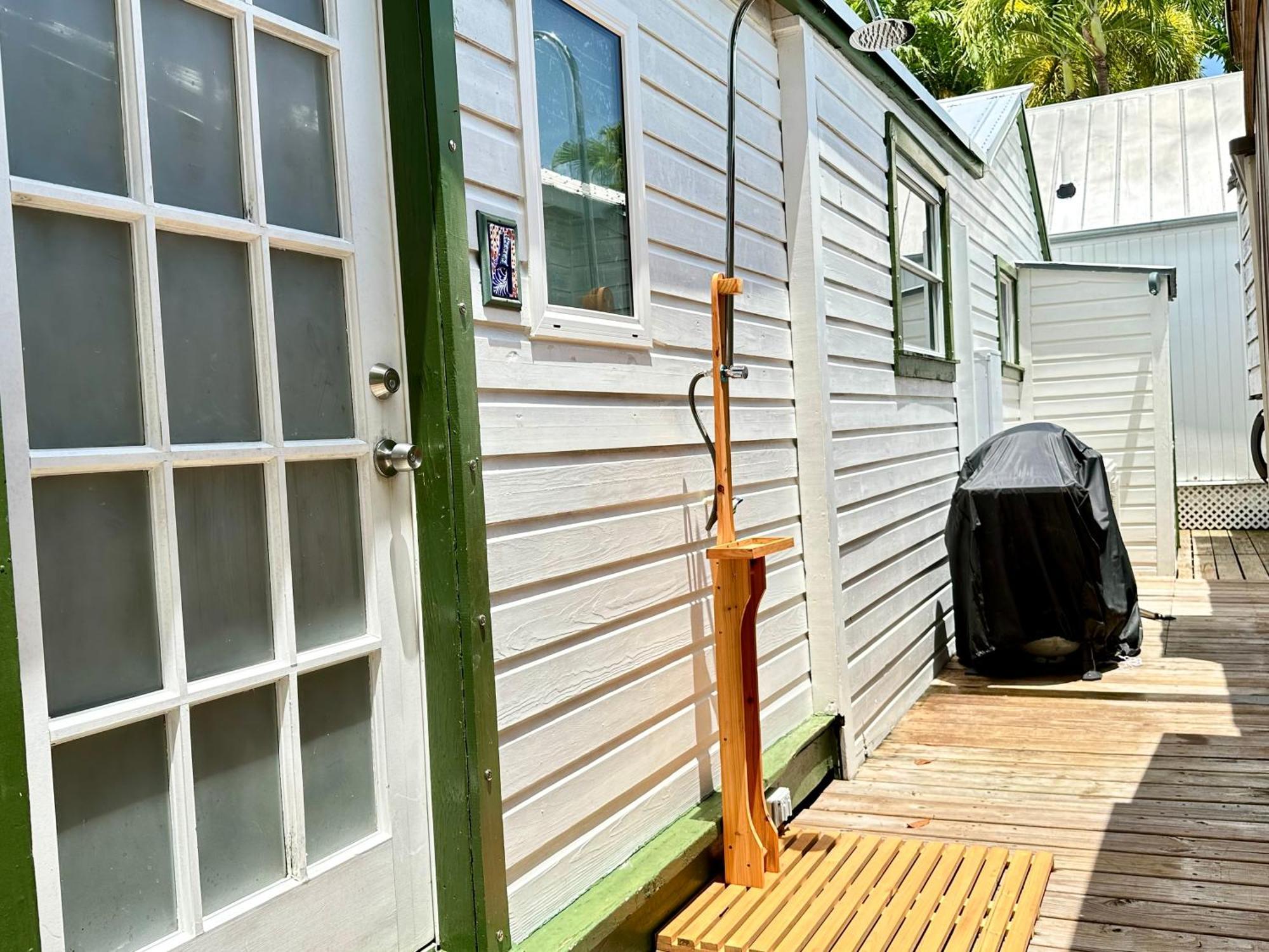 *new Listing* Cozy Hideaway In Old Town With A Pool Key West