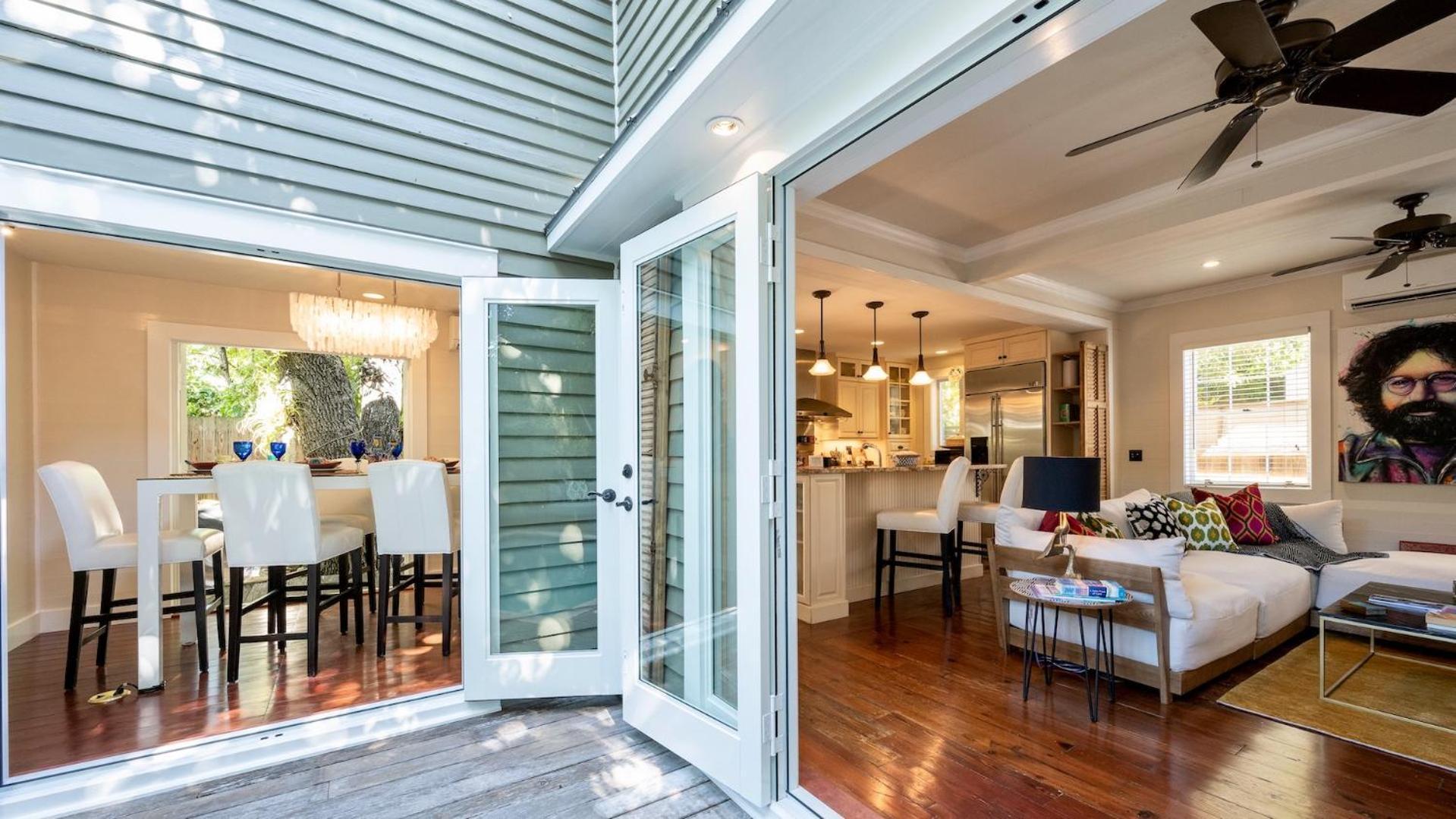 Angelas Eclectic Gallery By Last Key Realty Holiday home Key West
