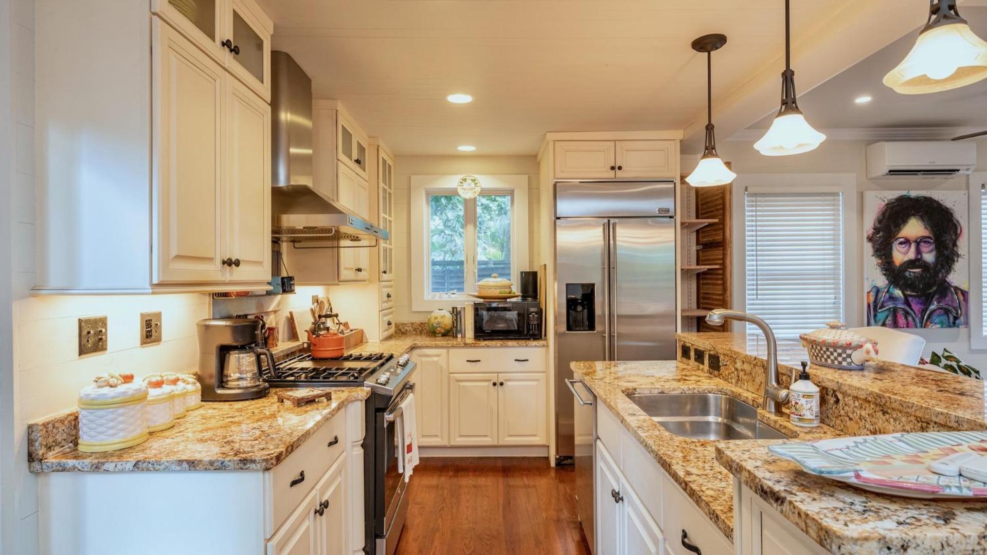 Angelas Eclectic Gallery By Last Key Realty Holiday home Key West