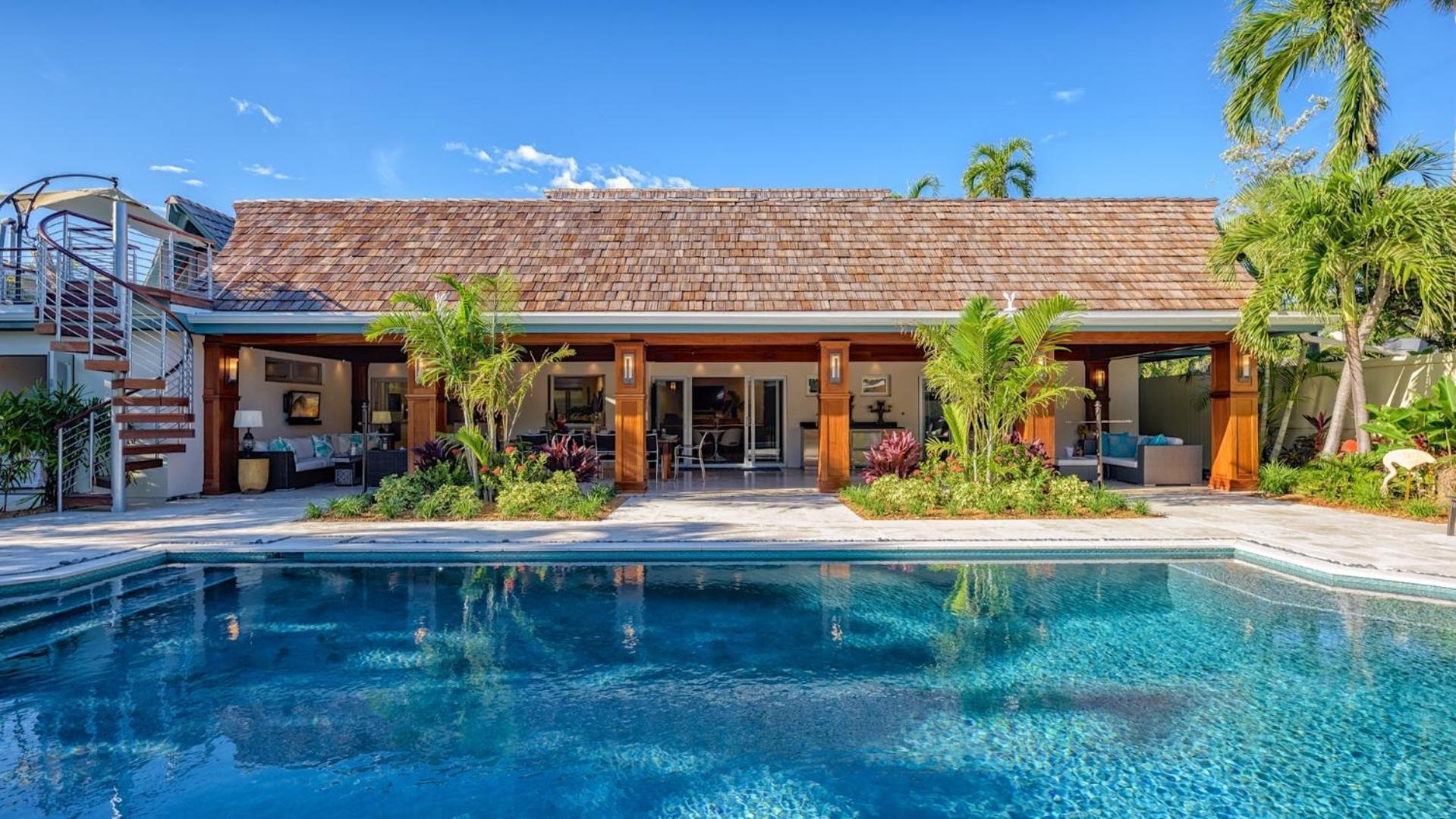 Holiday home The Polynesian House Bylast Key Realty *